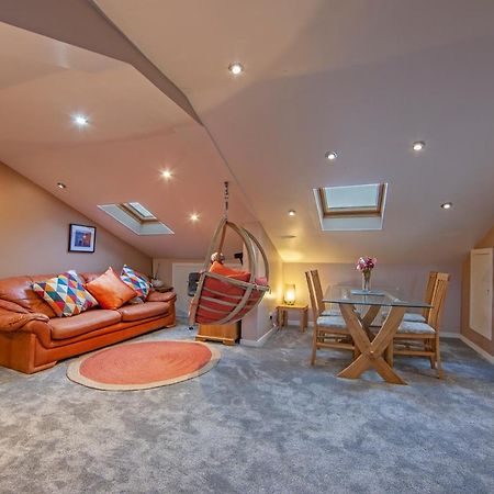 Premium 2Nd Floor 2 Bed Apt Sleeps 4 Adults In Oban Town Bagian luar foto